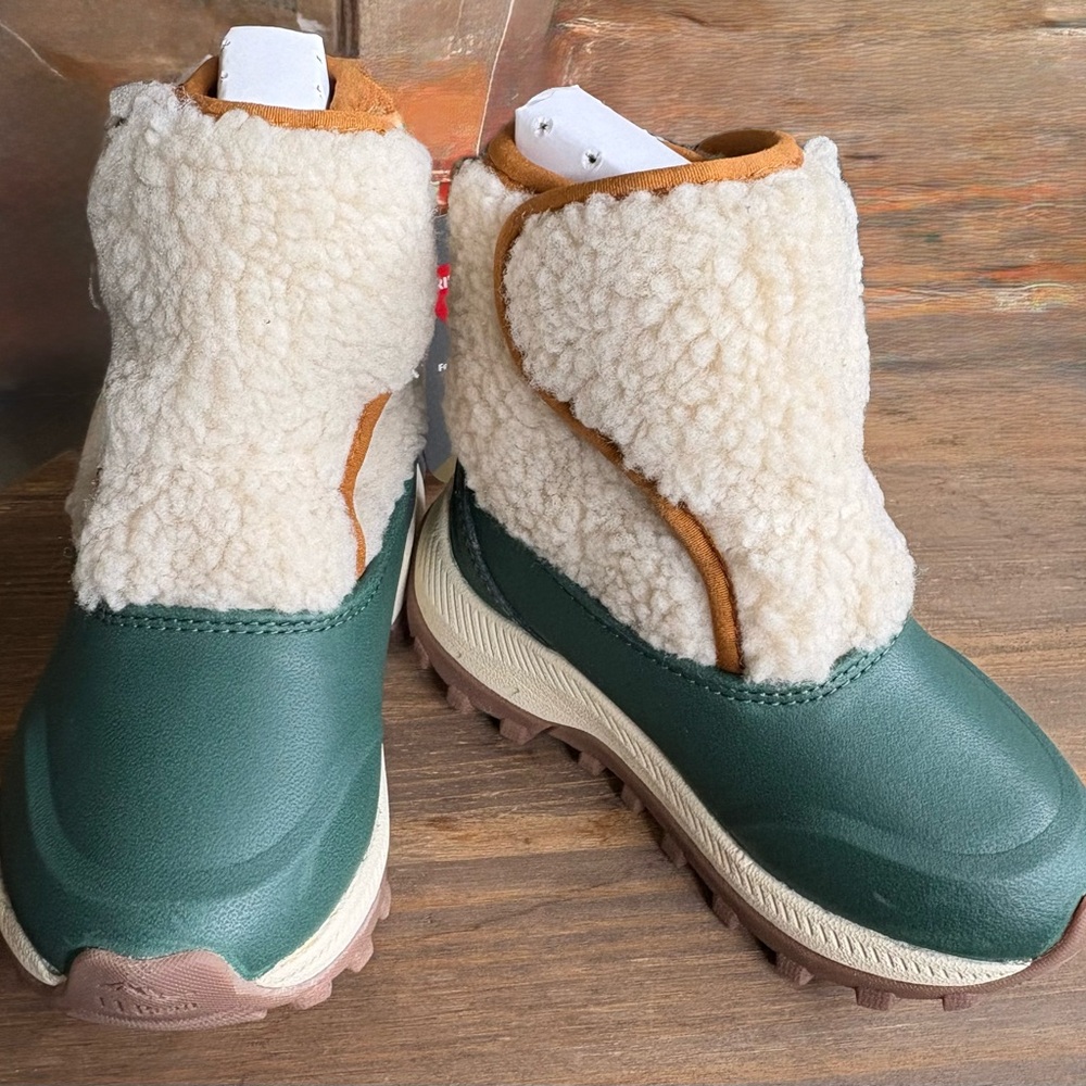New! L.L. Bean Toddler Sherpa Lined Winter Boots - Green & Cream